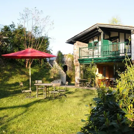 招待所 Domaine Xixtaberri *